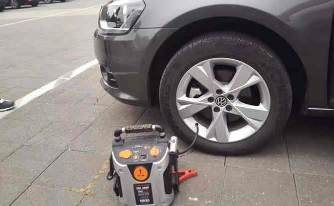 宜春汽车搭电案例